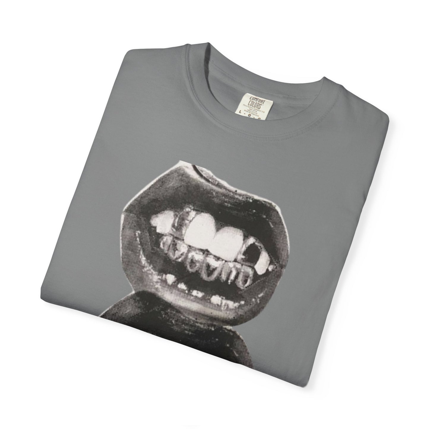Graphic tee